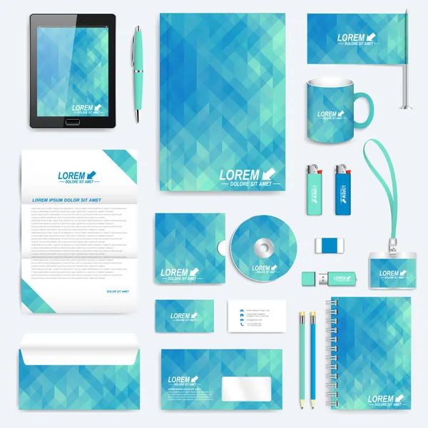 Blauwe reeks vector huisstijl sjabloon. Moderne zakelijke briefpapier mockup. Achtergrond met driehoeken. Tablet pc, briefpapier, envelop, brief, kaart, pen, potlood, badge, cup. — Stockvector