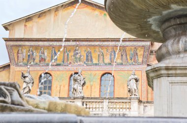 Trastevere - Roma İtalya Santa Maria Bazilikası