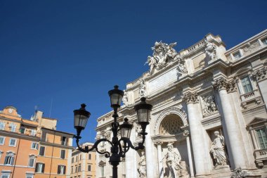 Trevi Çeşmesi - Roma İtalya
