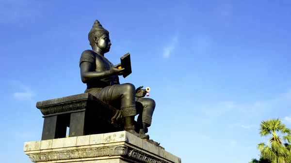 Kung av sukhothai staty sidovy — Stockfoto