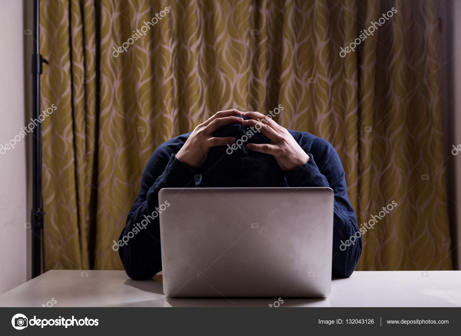 Hacker with both hands on head after failed attempt Stock Photo by ...