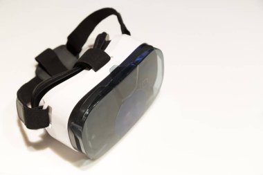 Sanal gerçeklik Vr beyaz arka plan üzerinde gadget gözlük gözlük