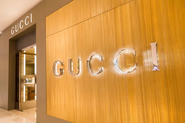 KUALA LUMPUR, MALÁSIA - 29 de janeiro de 2017: Gucci, luxur italiano — Fotografia de Stock