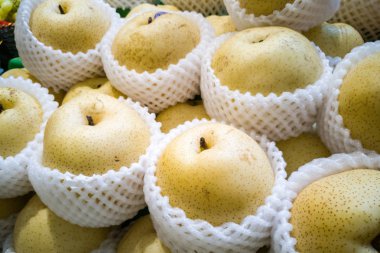 Bütün sarı gong armut koruyucu köpük sarılmış