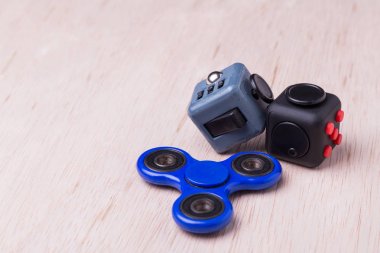 Spinner kıpır ve küp, en son stres giderici craz kıpır