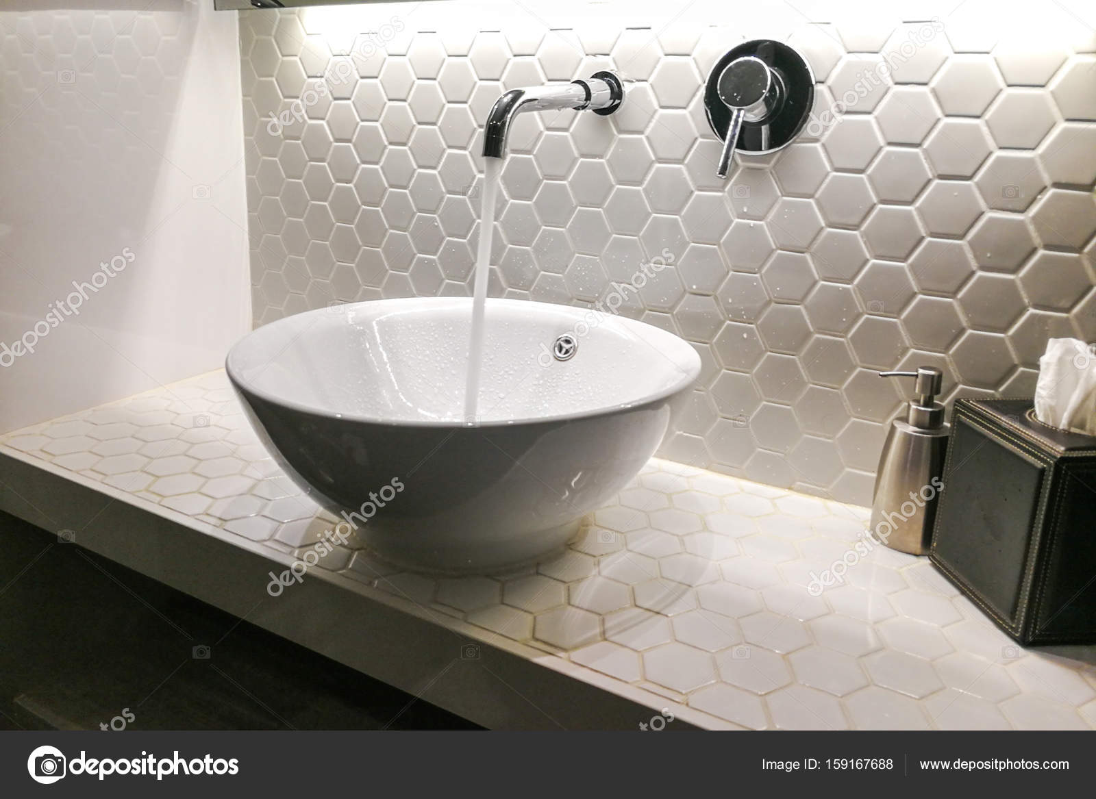 Moderne Waschbecken - Konzept Armaturen