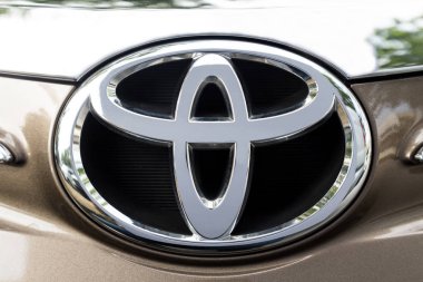 Kuala Lumpur, Malezya - 12 Ağustos 2017: Toyota Motor Corporation Japon çokuluslu otomotiv üreticisi Toyota, Aichi, Japonya merkezi olduğunu.