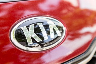 Kuala Lumpur, Malezya - 12 Ağustos 2017: Kia Motor Corporation, Seul, Merkezi satış 3.3 milyon araçlar 2015 ile Güney Kore'nin ikinci büyük otomobil üreticisi olduğunu