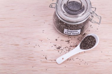 Chia tohum superfood içeren sağlıklı omega-3, karbonhidratlar, pr