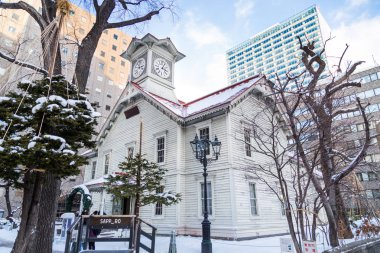 Sapporo, Japonya, 2 Ocak 2018: Sapporo Saat Kulesi bir ahşap olan