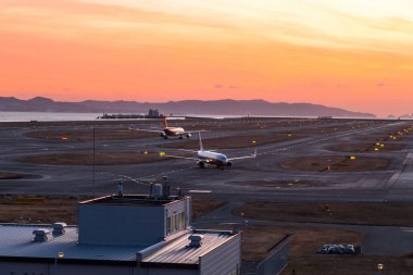 Osaka, Japonya, 28 Ocak 2018: Osaka Kansai Olimpiyat günbatımında