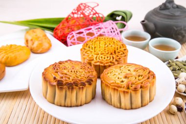 Çin Sonbahar Ortası Festivali kutlama, madde ile Moon pasta