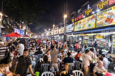 Kuala Lumpur, Malezya 25 Kasım: Jalan Alor Malezya popülasyonu
