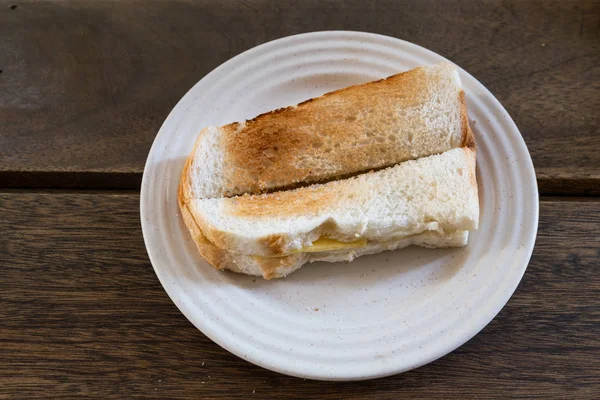 Rostat bröd med smör kaja, populär frukost bland malaysiska — Stockfoto