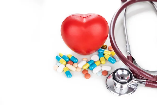 Concepto Salud Con Píldoras Medicinales Caplet Tableta Cápsula Corazón Rojo —  Fotos de Stock