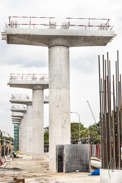 Construção Infra Estrutura Coluna Transporte Ferroviário Massa Curso Para Melhorar — Fotografia de Stock