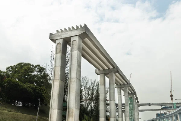 Budowa Autostrady Wiaduktu Infrastruktury Toku Celu Zmniejszenia Zatorów Komunikacyjnych — Zdjęcie stockowe