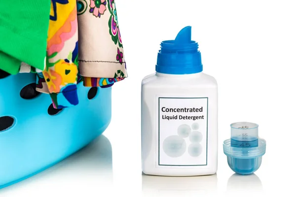 Tecnologically Advanced Compact Concentrated Laundry Deterjen Liquid Next Basket Clothes — Stok Foto