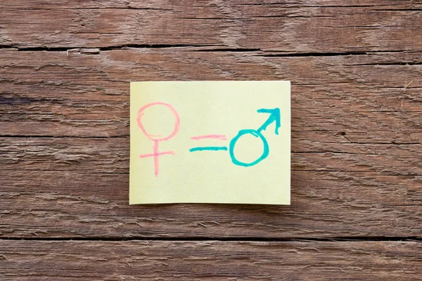 Χαρτί σημειώσεων με closeup σύμβολα των δύο φύλων — Φωτογραφία Αρχείου
