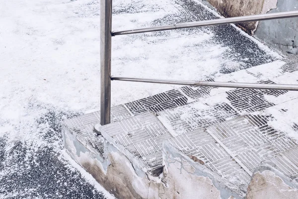 Escalier Pierre Dangereuse Avec Mains Courantes Métal Sous Neige Hiver — Photo