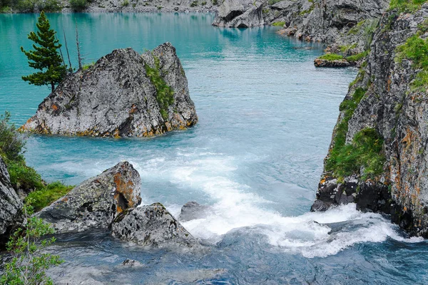 Sea Bay Stone Shore Turquoise Lake Rocks Mountain River Blue — Stockfoto