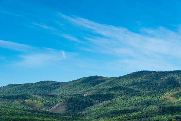Colinas Verdes Doces Abaixo Céu Nublado Azul Panorama Paisagem Montesa — Fotografia de Stock