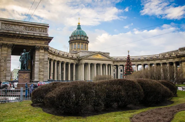 Kazan Katedrali, St. Petersburg'da Ocak 2014, Rusya Federasyonu