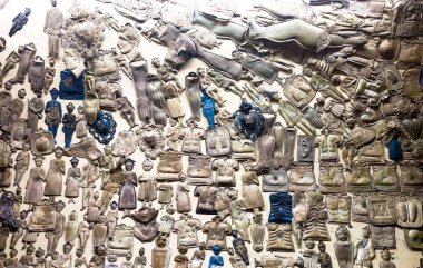 Gümüş votives, Napoli