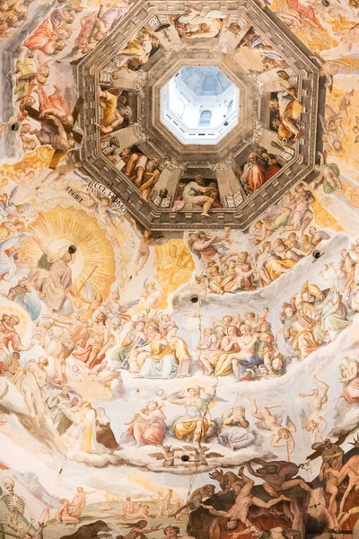 Базиліка Святого Хреста у Флоренції — стокове фото