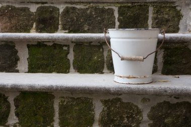 Beyaz kova ibackground