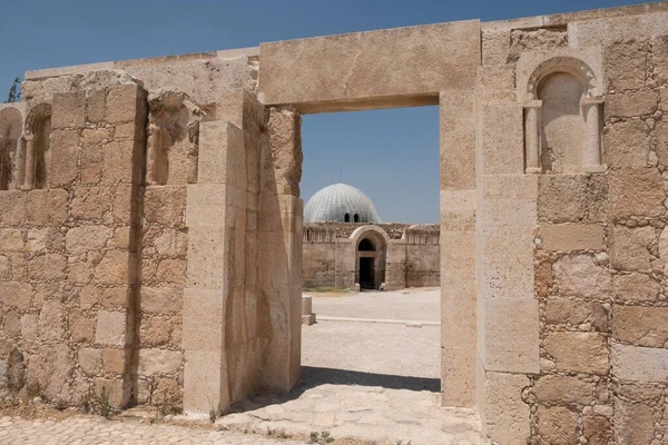 Ruinas en Ammán cjalá tadel — Foto de Stock