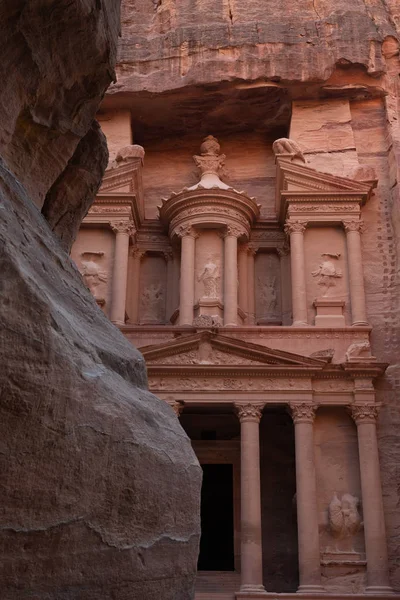 Entrance of City of Petra, Jorda — Stock Photo, Image