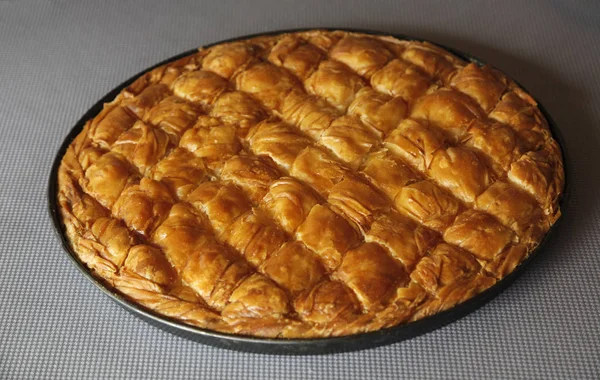 Traditional Greek Cheese Pie Pan — Stock Photo, Image