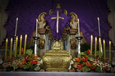 Komünyon ile Katolik sembolü kutsal ayini