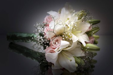 Gelinler Düğün Çiçekleri Buketi