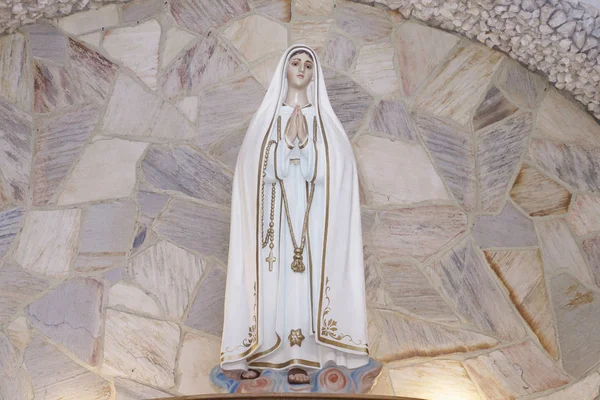 Estátua da imagem de Nossa Senhora de Fátima — Fotografia de Stock