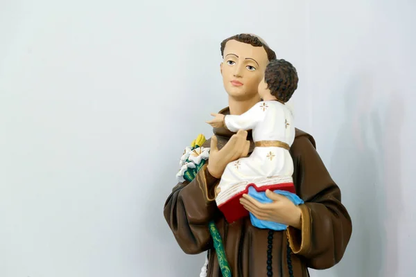 saint Anthony of lisbon or St. Anthony de padua and baby Jesus catholic church image