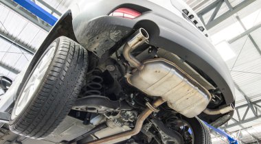 Özgün sportif kaşkol. Yuvarlak araba egzoz borusu krom 