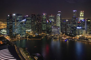 Singapur 4 Kasım 2014.Marina defne Singapur gökdelenler şehri iş ilçe merkezinde gece manzarası