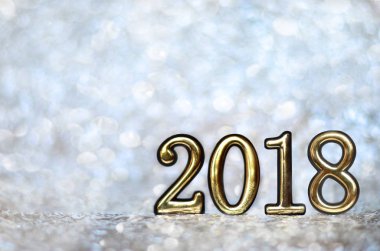 Gümüş arka plan 2018 tarihte. Yeni yıl. Noel.