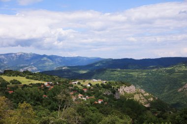 Zasele Svoge Belediyesi bir köydür