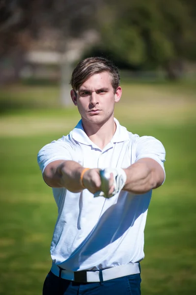 Vista de cerca de un golfista masculino — Foto de Stock