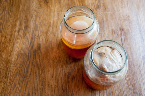 Kombucha Tea en un frasco de vidrio —  Fotos de Stock