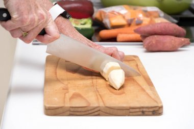 Tatlı patates kıyılmış