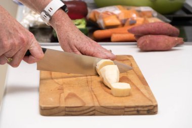 Tatlı patates kıyılmış