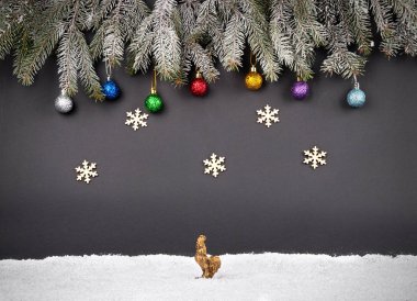Noel ve yeni yıl dekorasyon arka plan: kürk-ağaç dalları, 