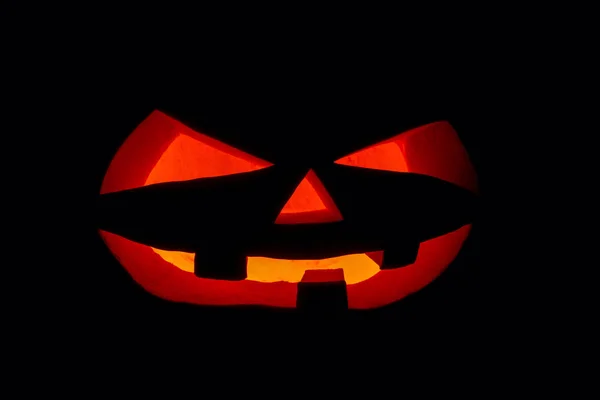 Il concetto di Halloween. La raccapricciante, raccapricciante zucca brilla arguzia — Foto Stock