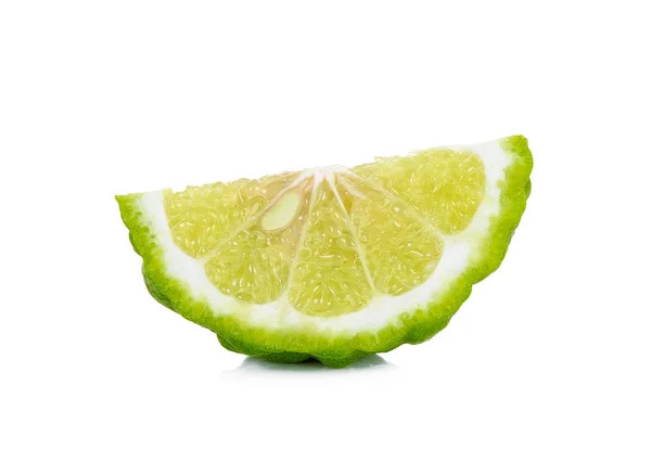 Plátky bergamotu izolovaných na bílém pozadí — Stock fotografie