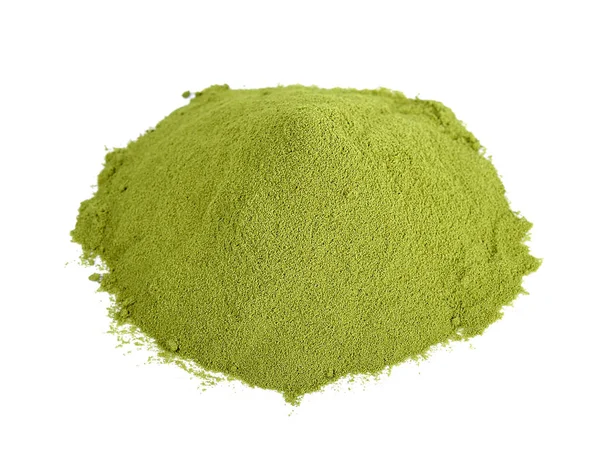 Πράσινη σκόνη τσαγιού που απομονώνεται σε λευκό φόντο — Φωτογραφία Αρχείου