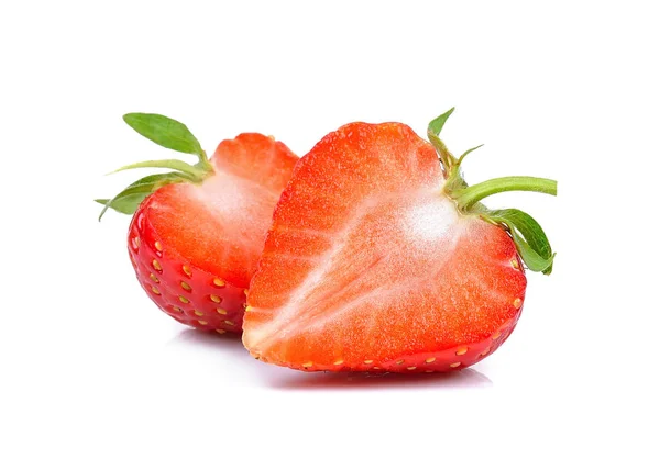 Fragola isolata sullo sfondo bianco — Foto Stock